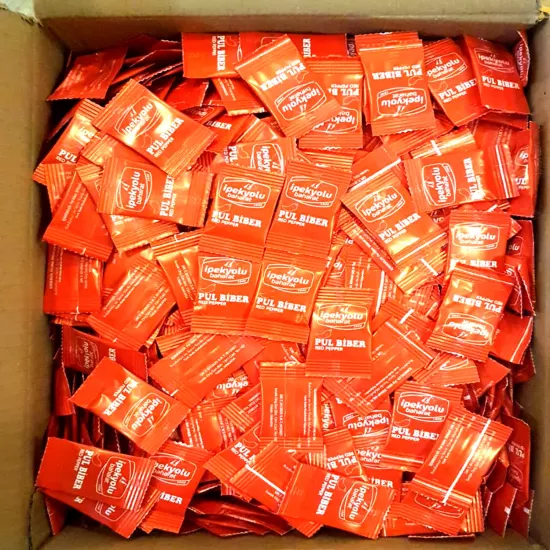 İpekyolu Stick Pul Biber 1 g X 2500 Adet Kolisiyle - Tek Kullanımlık Paket